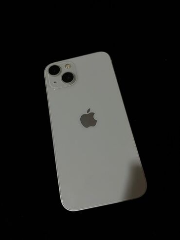 Apple iPhone: IPhone 13, Б/у, 128 ГБ, Белый, Чехол, 86 %