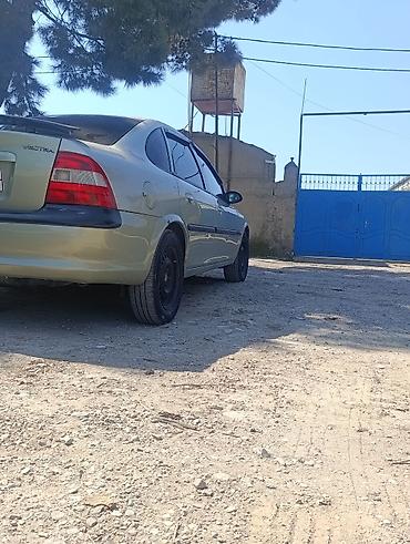 6 neferlik masin: Opel Vectra: 1.8 l | 1996 il 558239 km Sedan — 4