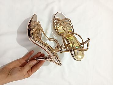 nike tech flecce: Босоножки, 36, Andre, Б/у, цвет - Золотой — 5