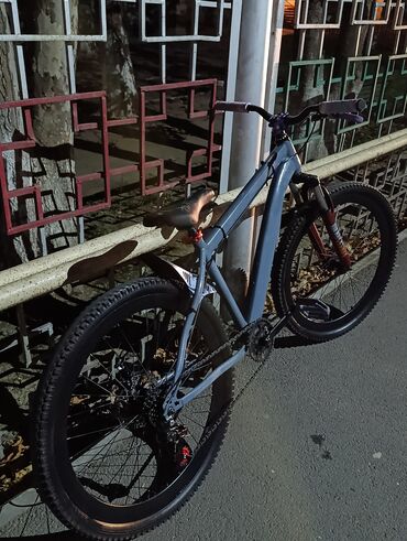 велосипед двухподвес: MİNGƏÇEVİRDƏ SATİLİR. üsdüne 140 manat pul qoyulub. Pacelnikleri