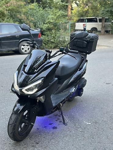 мотоцикл за 30 тысяч: СРОЧНО ПРОДАЮ СКУТЕР MAXI 150cc 💰 Цена: 37 000 сом 🔧 Вложений минимум — 2