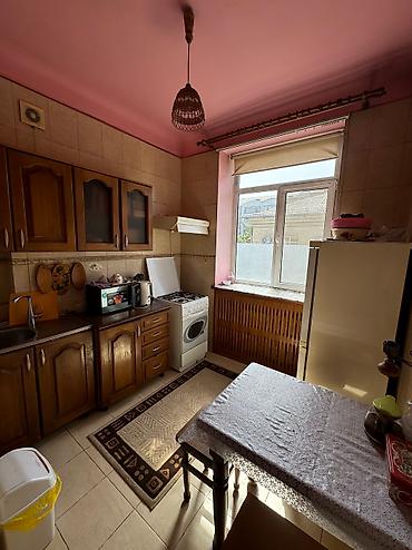 московская карпинка: 3 комнаты, 60 м², Бишкек Парк ТРЦ Сталинка, 3 этаж, Старый ремонт — 4