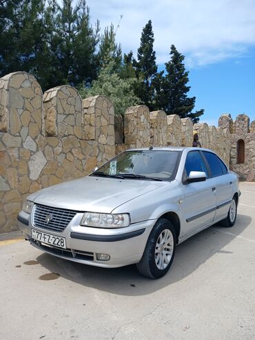 Iran Khodro: Iran Khodro : 1.7 l | 2018 il 350000 km Sedan