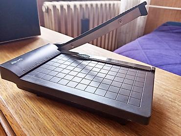 Ostali ručni alati: Nova A5 giljotina za papir. Može da iseče maksimalnu dužinu od 16 cm — 10