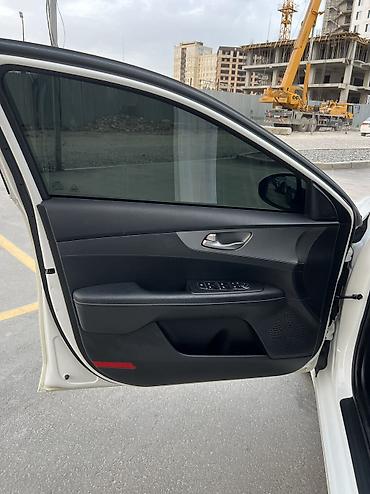 Kia: Kia K3: 2020 г., 1.6 л, Автомат, Бензин, Седан at lalafo.kg — 15 Kia: Kia K3: 2020 г., 1.6 л, Автомат, Бензин, Седан — 15