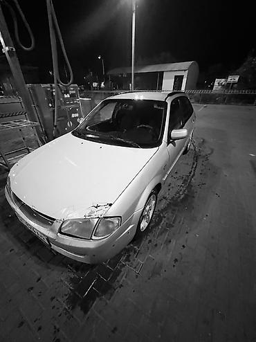 mazda kronos: Mazda 323: 1999 г., 1.6 л, Механика, Бензин, Хэтчбэк — 3