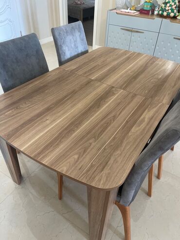 miz stol: Qonaq masası, İşlənmiş, Açılan, Dördbucaq masa