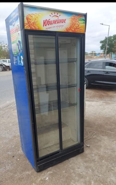 Кассовое оборудование: Su vitrini satılır tecili Qiymet 600 azn Unvan Suraxanı. Sok vitrini