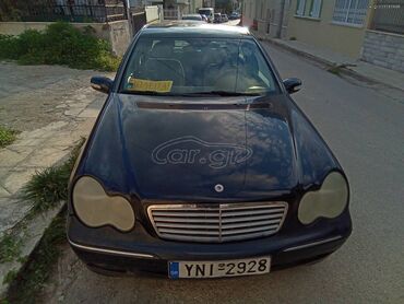 Mercedes-Benz C 200: 2 l. | 2001 έ. Λιμουζίνα