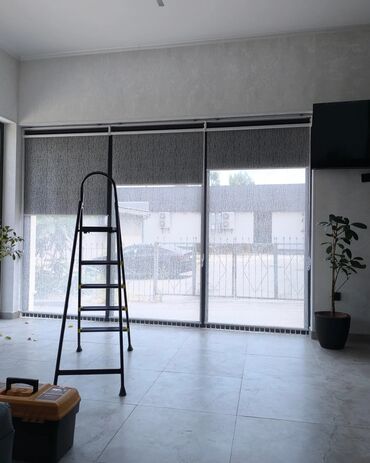 Жалюзи и рольшторы: Ролл шторы день и ночь(зебра) дуэт блэкаут онлайн заказ выезд с — 10