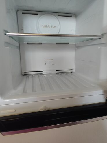 купит холодильник: Холодильник Avest, Б/у, Двухкамерный