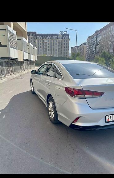 san: Hyundai Sonata: 2019 г., 2 л, Автомат, Газ, Седан — 6