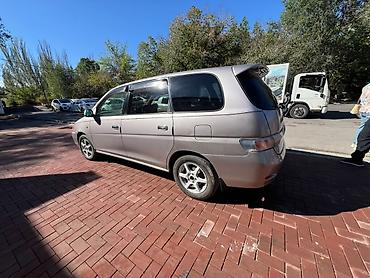 гп 7: Toyota Gaia: 2002 г., Минивэн — 5
