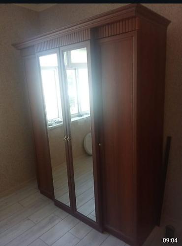 paltar şkafı ikinci əl: İşlənmiş, 4 qapılı, Güzgülü, Qəhvəyi, Taxta, Açılan, Düz dolab — 1