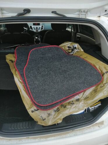 Avtomobil üçün ayaqaltı: Avtomobil üçün ayaqaltı, Yeni, Parça, tekstil, Bütün modellere, Pulsuz çatdırılma -da lalafo.az — 4 Avtomobil üçün ayaqaltı: Avtomobil üçün ayaqaltı, Yeni, Parça, tekstil, Bütün modellere, Pulsuz çatdırılma — 4