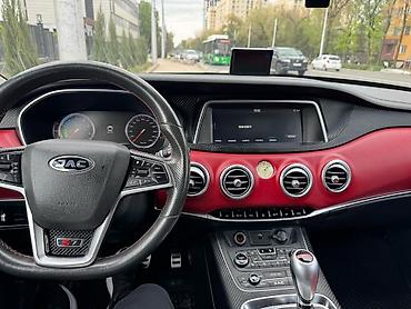 JAC: JAC : 2019 г., 1.5 л, Гибрид, Кроссовер — 7