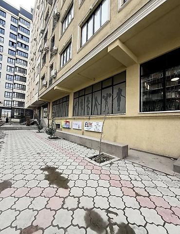 Продажа помещений свободного назначения: Продаётся цокольное помещение в мкр. Джал-29 📐 Площадь: 210 м² 💵 — 11