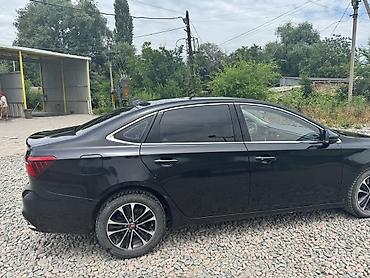 мини электро: Roewe Ei6: 2019 г., 1.5 л, Автомат, Гибрид, Седан — 5