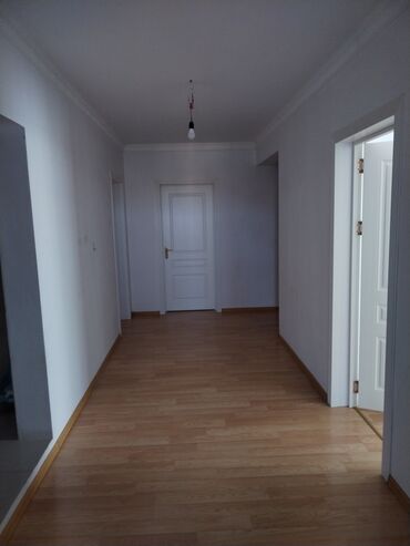 Həyət evləri və villaların satışı: 15 otaq, 400 kv. m, Orta təmir — 12