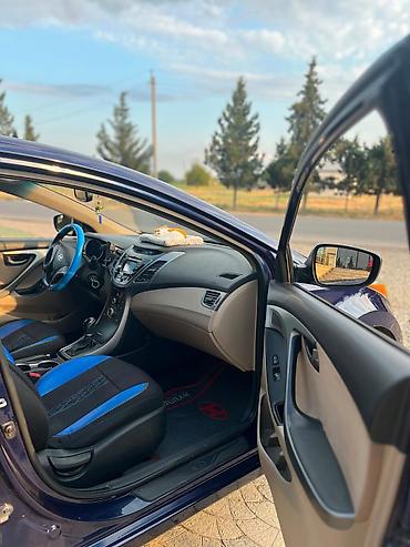elantra difuzer: Hyundai Elantra: 1.8 l | 2014 il Sedan — 5