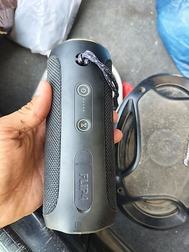 bluetooth mikrofon karaoke: Portativ JBL Bluetooth akustik sistemi - Model: JBL Flip seriyası — 5