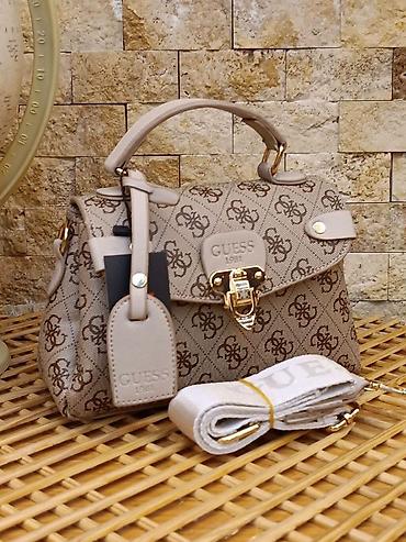 Torbe: GUESS 1981 ženska torba – mini satchel model - Dimenzije približno — 4