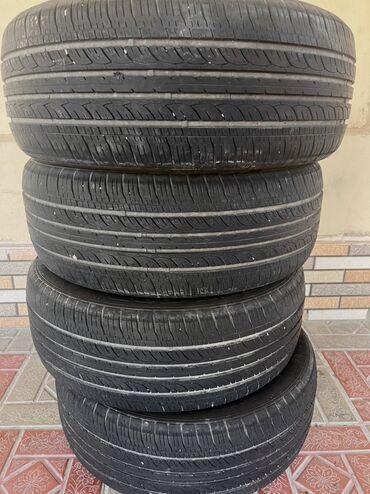 диски уаз на волгу: Dörd ədəd 205/55/R16 6 ay surulub tekerler. Yaxsi veziyyetdedir