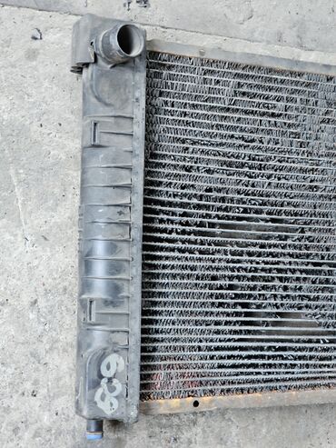 Радиаторы: Основной радиатор Mercedes-Benz T2 (Rex) 609D 4.0, (86-1996г.в) — 7