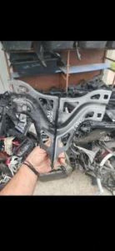 auto audi: AUDI Q3 NOSAC KRILA 8U0821135 8U0821136 | Audi a1  a3 a4 a5 a6 a7 q3 — 1