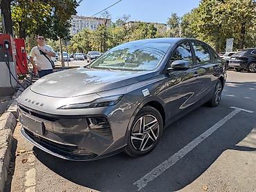 range over: Roewe : 2026 г., Автомат, Электромобиль, Седан — 4
