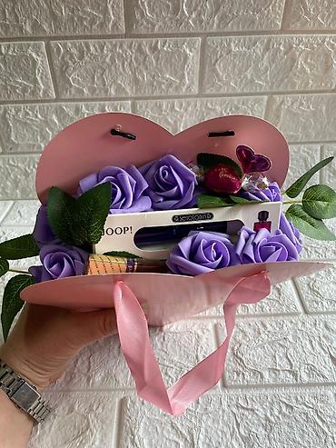 Praznična dekoracija: 🌸🌷 cvetni box setovi 🌷🌸 tražiš savršen poklon koji ostavlja bez daha? — 31