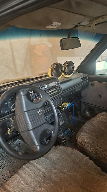 Volkswagen Jetta: 1991 г., Седан