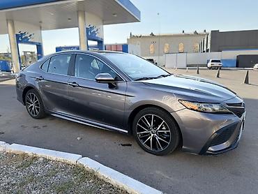 Toyota: Toyota Camry: 2021 г., 2.5 л, Автомат, Бензин, Седан — 10