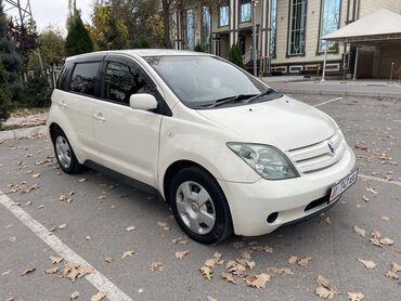 tayota celsior: Toyota ist: 2003 г., 1.3 л, Автомат, Бензин, Хэтчбэк