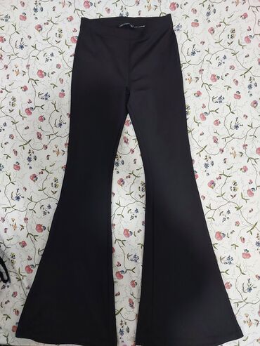 sive pantalone i bela kosulja: M (EU 38), High rise, Flare