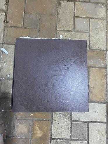 бак для летнего душа: Qəhvəyi rəngli döşəmə plitələri - Material: keramik/porcelan tipli — 1