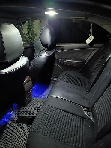 Hyundai: Hyundai Sonata sedan - Kuzov: qara rəng, 4 qapılı sedan - Mühərrik və — 5