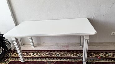 Кухонные столы: Кухонный стол, Б/у, Прямоугольный, Нераскладной, Дерево