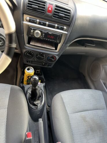 Kia: Kia Picanto: 2006 г., 1 л, Механика, Хэтчбэк — 9