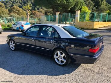 Mercedes-Benz: Mercedes-Benz E 270: 2.7 l. | 2002 έ. Sedan — 2