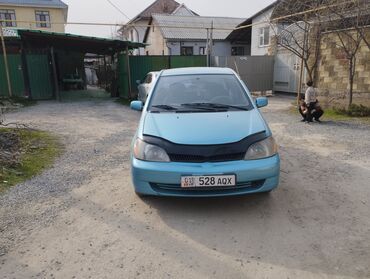 Toyota: Toyota Vitz / Platz / Yaris / Echo: 2002 г., 1.5 л, Автомат, Бензин, Седан