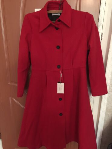 пальто красное: Пальто, S (EU 36), M (EU 38)