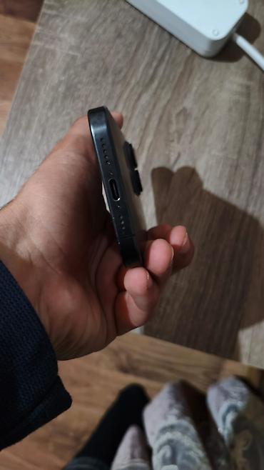 iphone satis: IPhone 15 Pro, 128 GB, Qara, Face ID — 6
