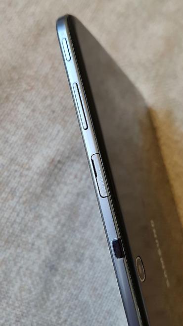 Tableti: Samsung Galaxy Tab – 10.1” Android tablet - Ekran: 10.1 inča, odličan — 10