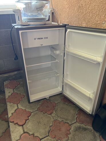 холодилник домашный: Муздаткыч Hisense, Жаңы, Кичи муздаткыч, 60 * 1 * 60