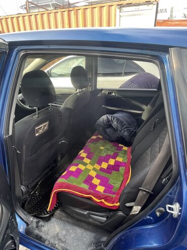 Honda: Honda Stream: 2003 г., 1.7 л, Вариатор, Бензин, Минивэн — 13