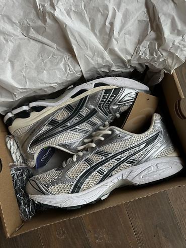 asics кроссовки: ASICS GEL KAYANO-14 Yeni və gutulu (2-3 dəfə geyinilib) Endirim — 1