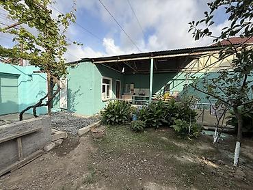 Həyət evləri və villaların satışı: Həyət evi və geniş həyət sahəsi - Açıq həyət: Beton örtüklü geniş — 7