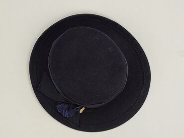 Hat, Female, condition - Perfect