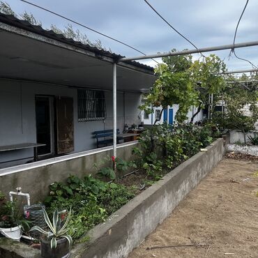 Həyət evləri və villaların satışı: 5 otaqlı, 200 kv. m, Kredit var, Orta təmir — 15